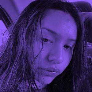 Meet your Posher, Elissa